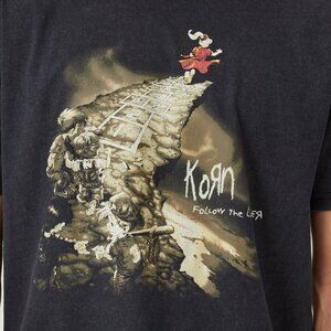 Korn Follow The Leader T-Shirt Graphic Fan Korn Shirt Black Color Tee Shirt